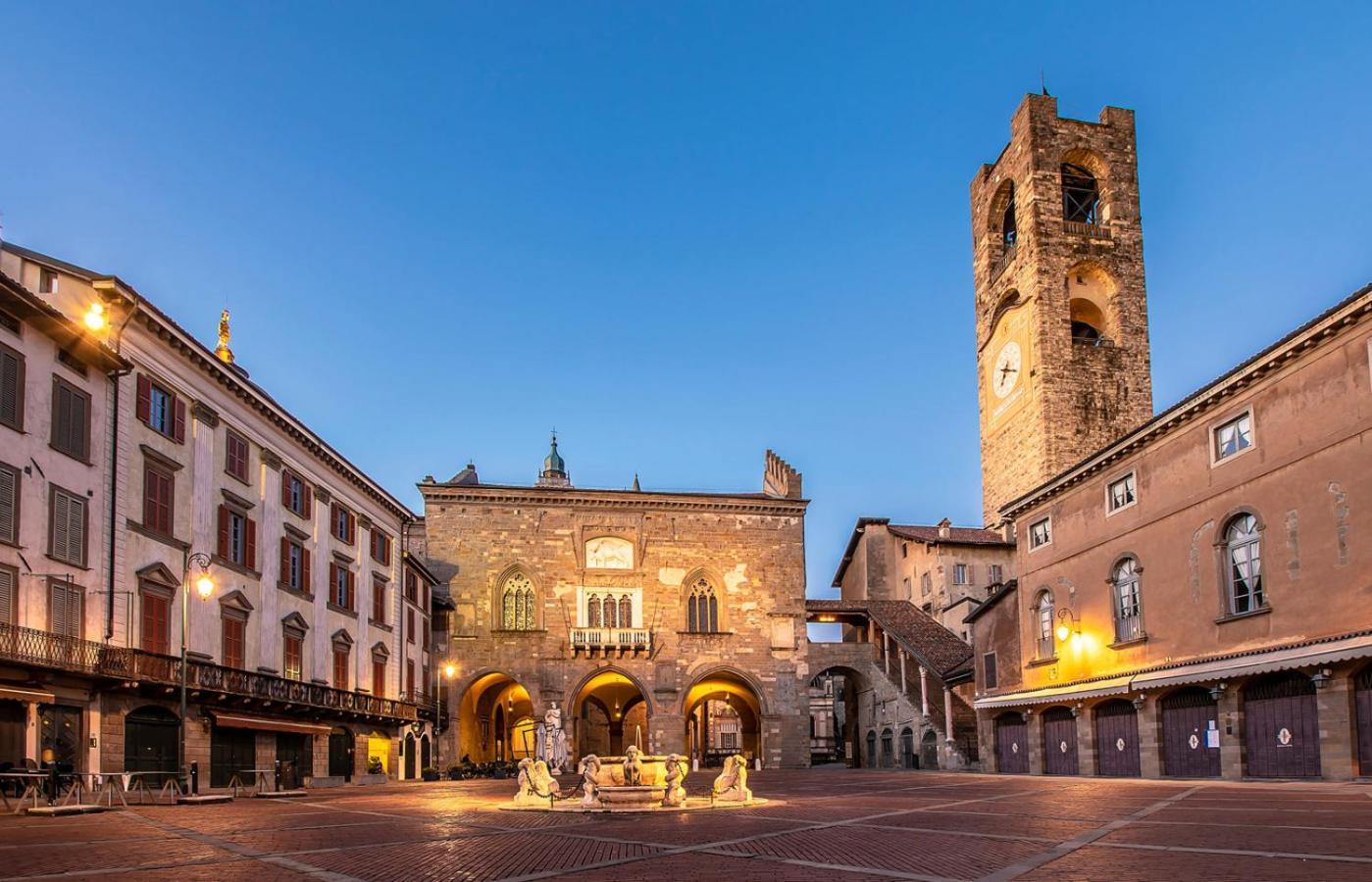 "La Villa Dei Nonni" Appartamento Bergamo Luaran gambar